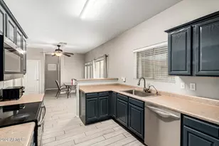 2661 E Waterview Ct, Chandler, AZ 85249 - Photo 8