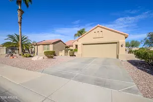 16068 W Quail Creek Ln, Surprise, AZ 85374 - Photo 2