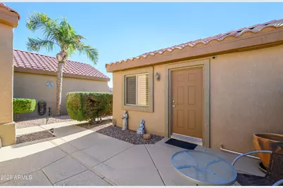 16068 W Quail Creek Lane, Surprise, AZ 85374 - Photo 6
