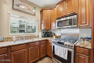 5450 E Deer Valley Dr, Phoenix, AZ 85054 - Photo 14