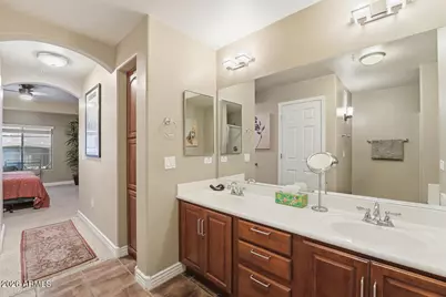 5450 E Deer Valley Drive #2225, Phoenix, AZ 85054 - Photo 30