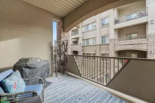 5450 E Deer Valley Dr, Phoenix, AZ 85054 - Photo 32