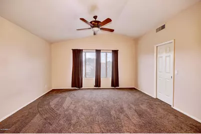 886 W Bruce Avenue, Gilbert, AZ 85233 - Photo 20