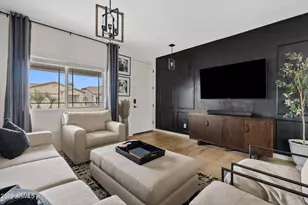 915 W Sisso Tree Ave, San Tan Valley, AZ 85140 - Photo 8