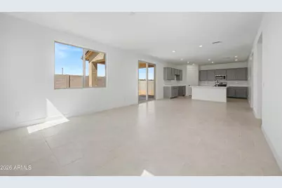15176 W Gray Fox Trail, Surprise, AZ 85387 - Photo 10