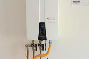 15200 W Gray Fox Trl, Surprise, AZ 85387 - Photo 6