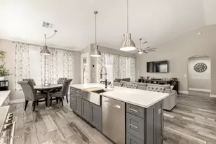 2096 S Quartz St, Gilbert, AZ 85295 - Photo 16