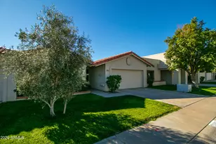 7631 E Medlock Dr, Scottsdale, AZ 85250 - Photo 34