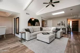 7631 E Medlock Dr, Scottsdale, AZ 85250 - Photo 6