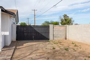 4255 N 30th Dr, Phoenix, AZ 85017 - Photo 4