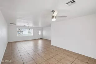 4943 W Flower St, Phoenix, AZ 85031 - Photo 8