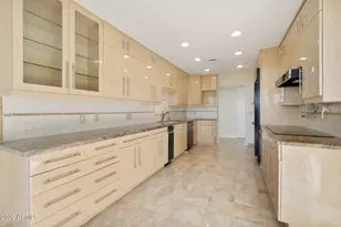 1040 E Osborn Rd, Phoenix, AZ 85014 - Photo 30