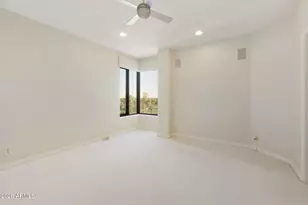 1040 E Osborn Rd, Phoenix, AZ 85014 - Photo 22