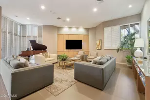 1040 E Osborn Rd, Phoenix, AZ 85014 - Photo 46