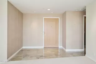 1040 E Osborn Rd, Phoenix, AZ 85014 - Photo 34