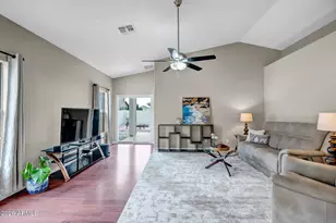 13377 W Evans Dr, Surprise, AZ 85379 - Photo 2