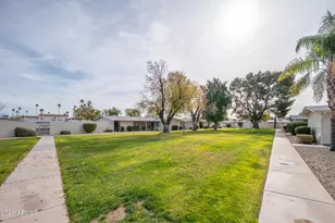 10539 W Palmeras Dr, Sun City, AZ 85373 - Photo 20