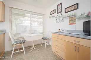 10539 W Palmeras Dr, Sun City, AZ 85373 - Photo 6