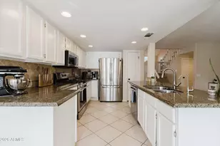 3821 E Tanglewood Dr, Phoenix, AZ 85048 - Photo 8