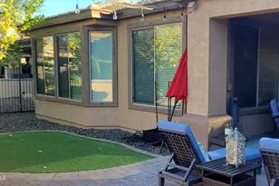 12416 W Pinnacle Vista Dr, Peoria, AZ 85383 - Photo 4