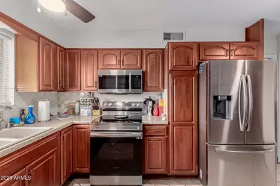 10603 W Kelso Drive, Sun City, AZ 85351 - Photo 14