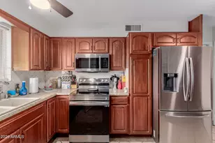 10603 W Kelso Dr, Sun City, AZ 85351 - Photo 14