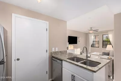 5302 E Van Buren Street #2024, Phoenix, AZ 85008 - Photo 10