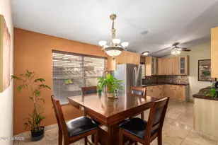 4709 E Lone Cactus Dr, Phoenix, AZ 85050 - Photo 2