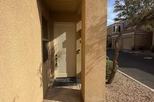 7887 N 16th St, Phoenix, AZ 85020 - Photo 1