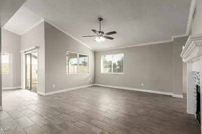 19027 N 7th Drive, Phoenix, AZ 85027 - Photo 10