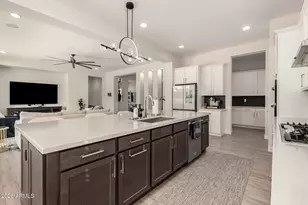 10337 E Trillium Ave, Mesa, AZ 85212 - Photo 18