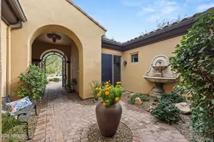 3653 E Sands Dr, Phoenix, AZ 85050 - Photo 4