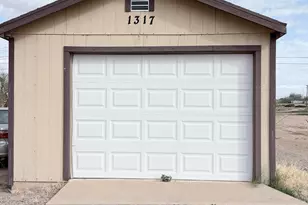 1317 S 6th Pl, Coolidge, AZ 85128 - Photo 1