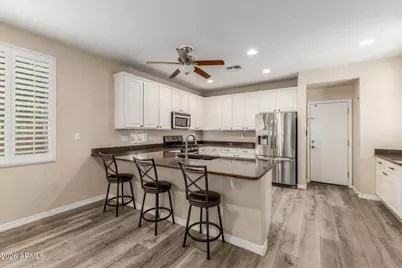 16060 W Mercer Lane, Surprise, AZ 85379 - Photo 12