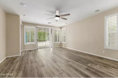 16060 W Mercer Lane, Surprise, AZ 85379 - Photo 10