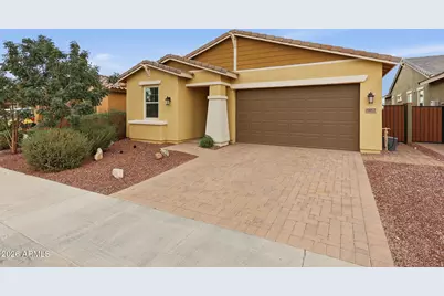 19957 W Turney Avenue, Litchfield Park, AZ 85340 - Photo 2