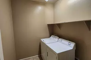 7643 W Charter Oak Rd, Peoria, AZ 85381 - Photo 22