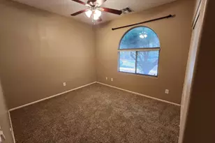 7643 W Charter Oak Rd, Peoria, AZ 85381 - Photo 10