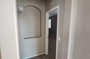 7643 W Charter Oak Rd, Peoria, AZ 85381 - Photo 8