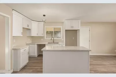 2834 E Shangri La Road, Phoenix, AZ 85028 - Photo 12