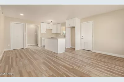 2834 E Shangri La Road, Phoenix, AZ 85028 - Photo 10