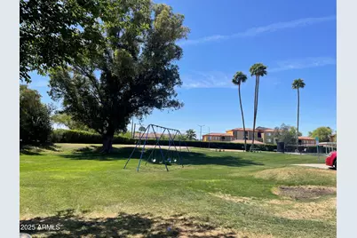 1802 E Campo Bello Drive #29, Phoenix, AZ 85022 - Photo 12