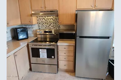 1802 E Campo Bello Drive #29, Phoenix, AZ 85022 - Photo 2