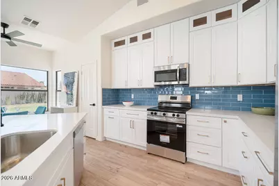 5631 W Aster Drive, Glendale, AZ 85304 - Photo 8