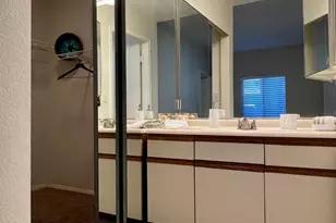 4201 N 20th St, Phoenix, AZ 85016 - Photo 22