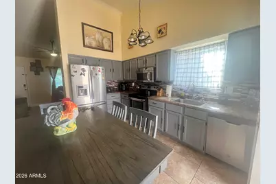 5704 N 67th Drive, Glendale, AZ 85303 - Photo 12