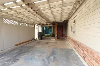 5704 N 67th Drive, Glendale, AZ 85303 - Photo 4