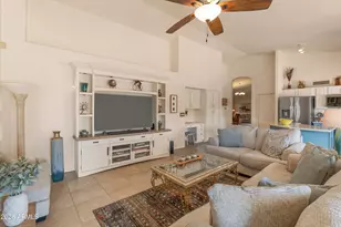 437 S Port Dr, Gilbert, AZ 85233 - Photo 10