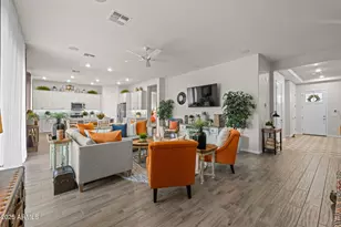 2228 W Caldwell St, Phoenix, AZ 85041 - Photo 14