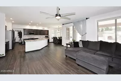 7272 W Crystal Road, Glendale, AZ 85308 - Photo 10